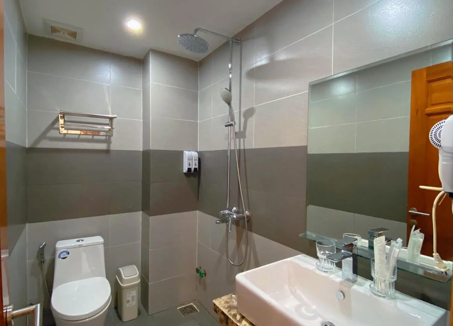 Dawn Villa Homestay Hoi An Hotel