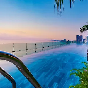 Peninsula Hotel Đà Nẵng